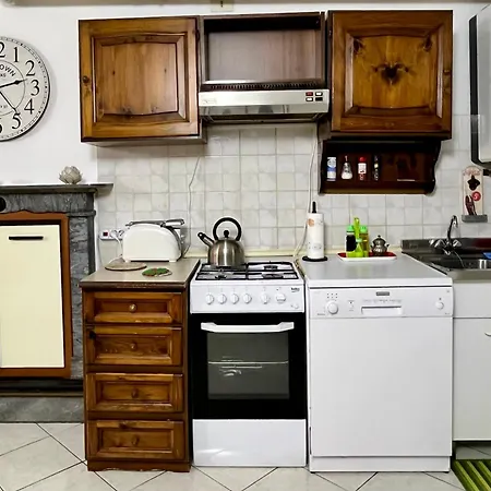 Luna's House Apartman *